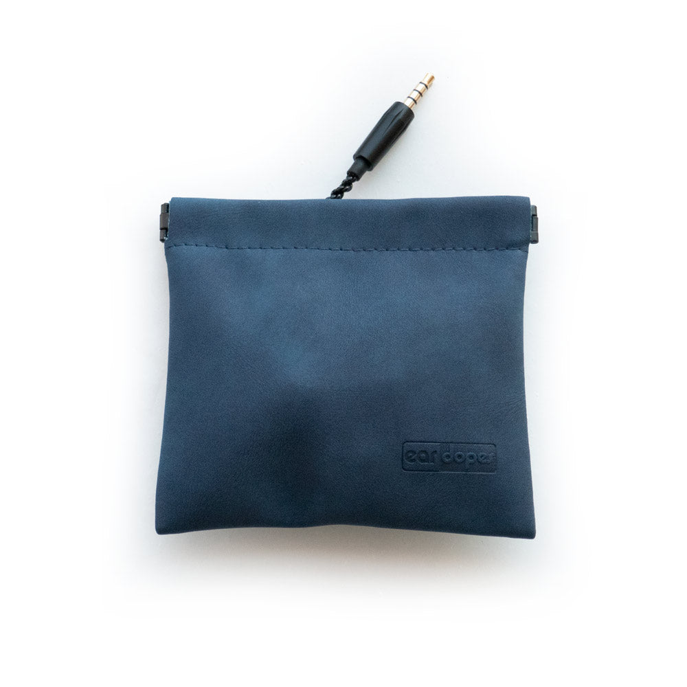 Opbergzakje voor oordopjes - Opberghoesje etui doosje voor oortjes en kabels - met verende sluiting en zachte binnenvoering - 9x10cm